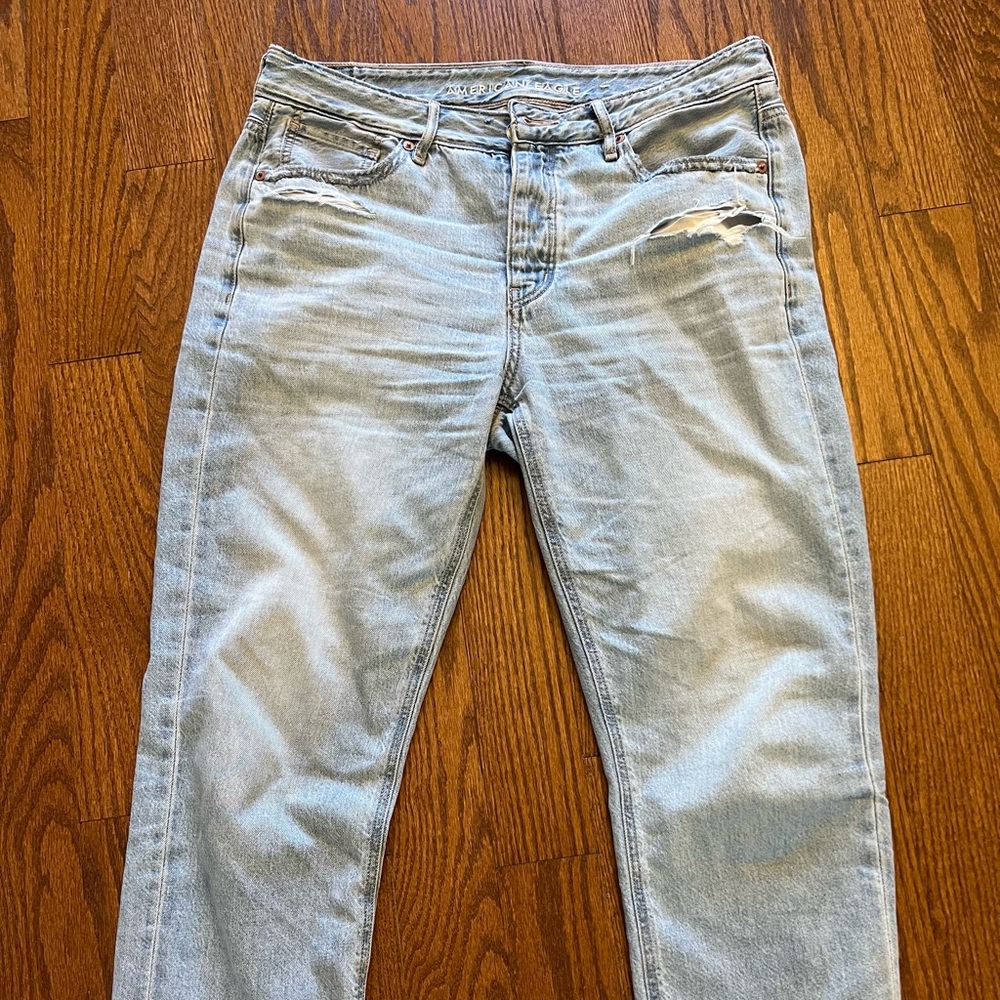 American Eagle Tomgirl Jeans. Size 6